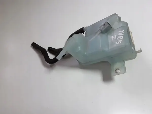 Toyota Yaris Jarrunesteastia OEM 9R image 3