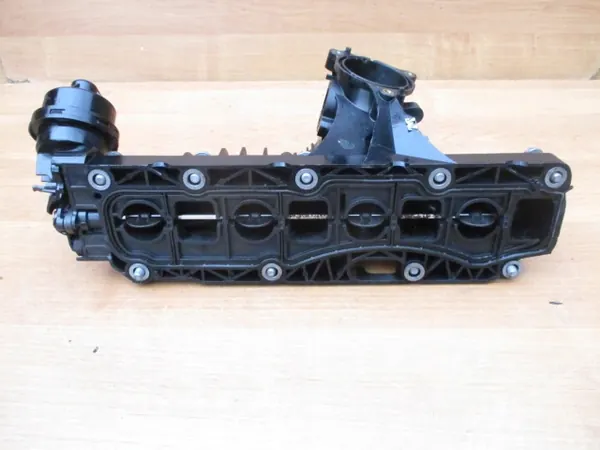 VW T6 SKODA AUDI 2.0 TDI Coletor de admissão 04L129709A image 3