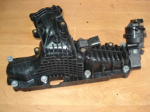 VW T6 SKODA AUDI 2.0 TDI Coletor de admissão 04L129709A image 5