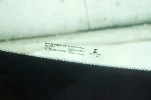 UN394 Opel Corsa F Frontscheibe - Gebrauchtes OEM-Teil image 6