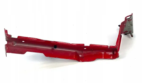 Vasemman lokasuojan tuki AUDI A4 B8 8K0821135C 8K0821135P image 2