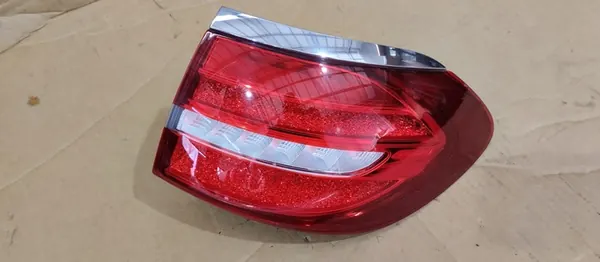 Rechter Achterlicht Mercedes E-Klasse W213 Kombi A2139068800 image 4