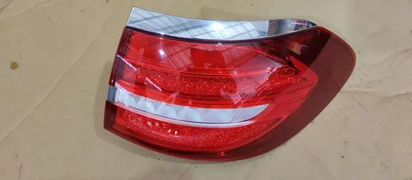 Rechter Achterlicht Mercedes E-Klasse W213 Kombi A2139068800 image 5