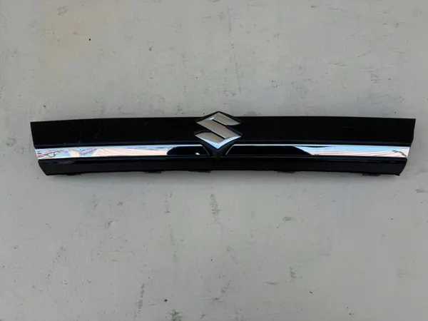 OEM 83942-63T00 Achterklep Strip Suzuki SX4/S-Cross image 2