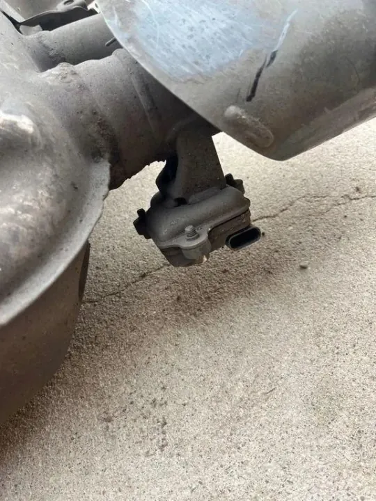 Audi RS6 Aktiivipako OEM 4K0253411M image 5