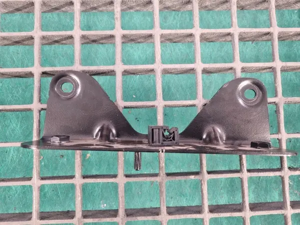 MERCEDES W447 VITO V-KLASA Support Réservoir AdBlue A4474709700 image 2