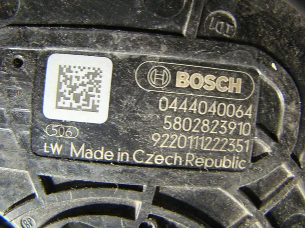 Bomba tanque AdBlue OEM adb5802823933 Iveco Daily image 9