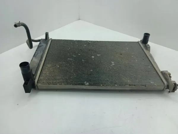 Radiateur d'eau Chrysler Voyager 2001 OEM AMD98979 image 4