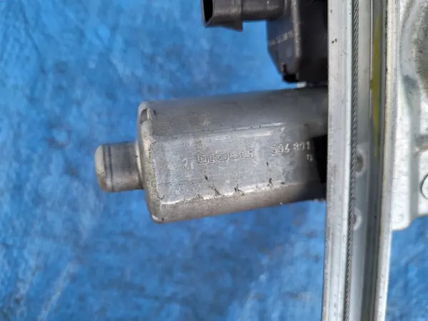 OPEL Zafira B Elevador de vidro traseiro esquerdo image 4