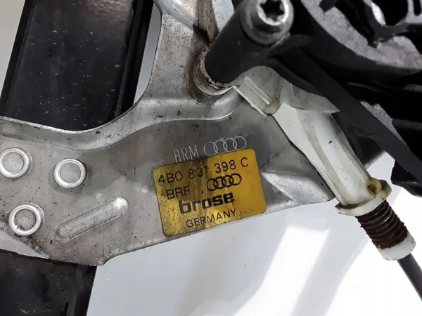 2002 Audi A6 Allroad C5 Elevador de Janela 4B0837398C image 3