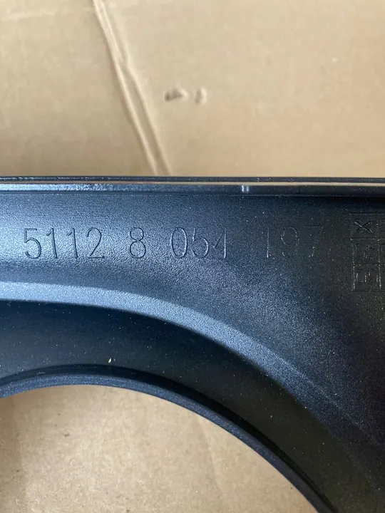 Bakre stötfångartrim BMW 3 F30/31 OEM image 9