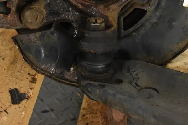 Mozzo anteriore destro Toyota Yaris III P13 image 7