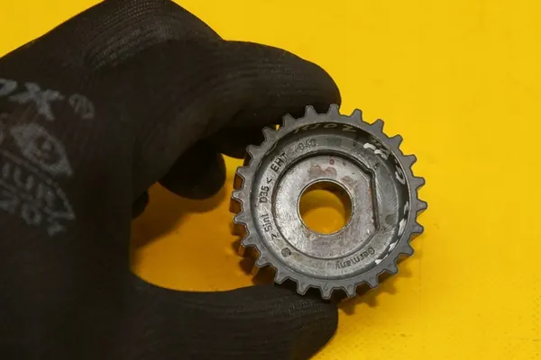 Växelhjul VW Golf VII 1.0 TSI OEM 04C105263B image 2