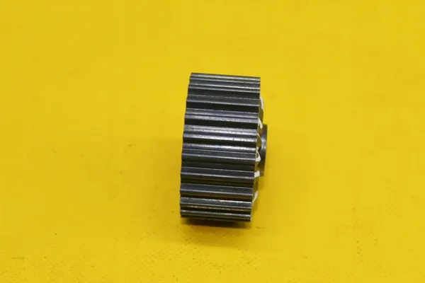 Växelhjul VW Golf VII 1.0 TSI OEM 04C105263B image 3