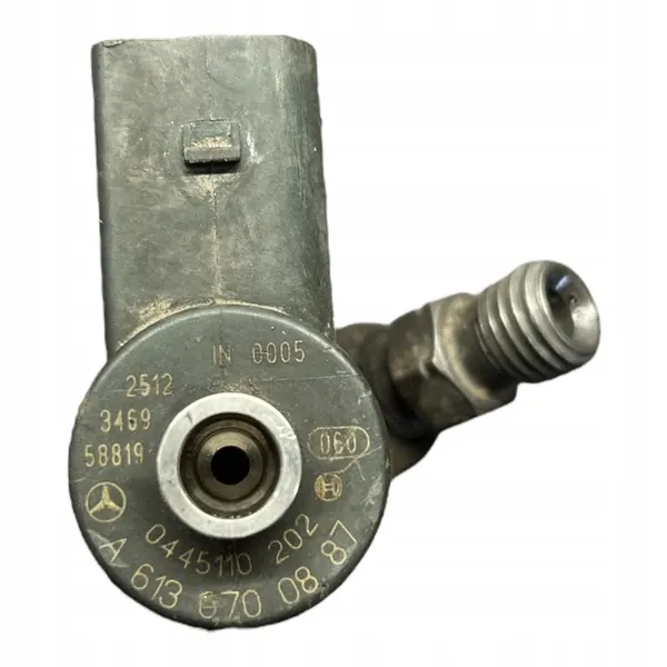 MERCEDES W210 W220 INYECTOR A6130700887 image 4