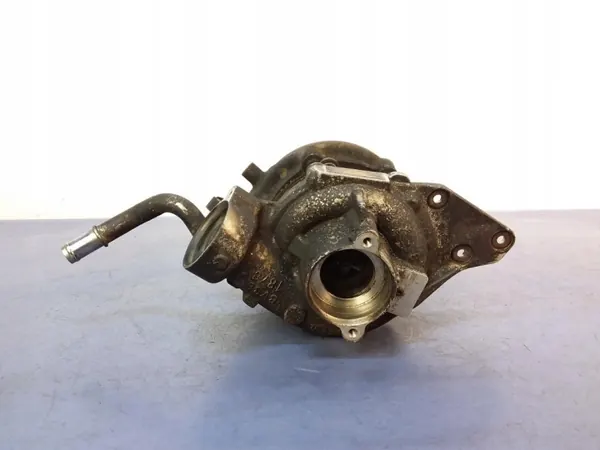 BMW Turbo OEM 8570240 7-sarja G11/G12 image 2
