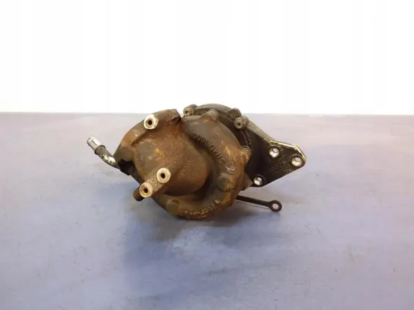 BMW Turbo OEM 8570240 7-sarja G11/G12 image 3