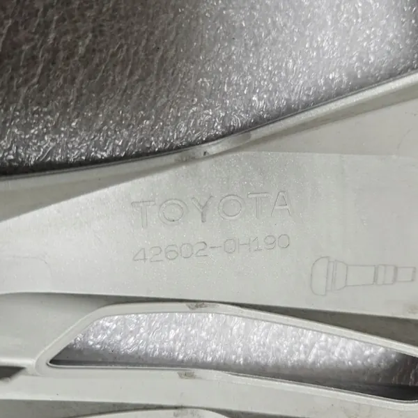 Toyota Aygo X 17" wieldop 42602-0H190 image 3