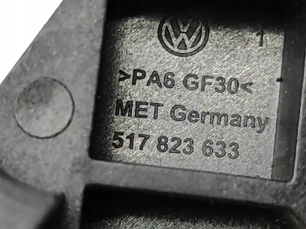 Alavanca abertura capô VW OEM 517823633 - Usado image 5