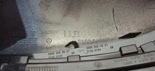 Gebrauchte Rechte Außenspiegelgehäuse OEM A0999060801 image 4