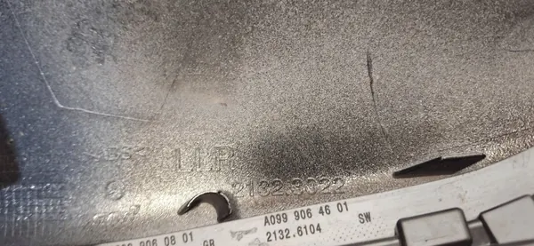 Gebrauchte Rechte Außenspiegelgehäuse OEM A0999060801 image 5