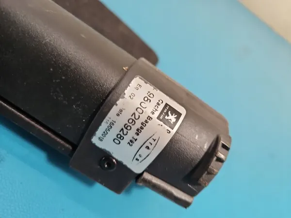 OEM IMPRK1551406 Bâche de coffre Peugeot 308 II Break image 5