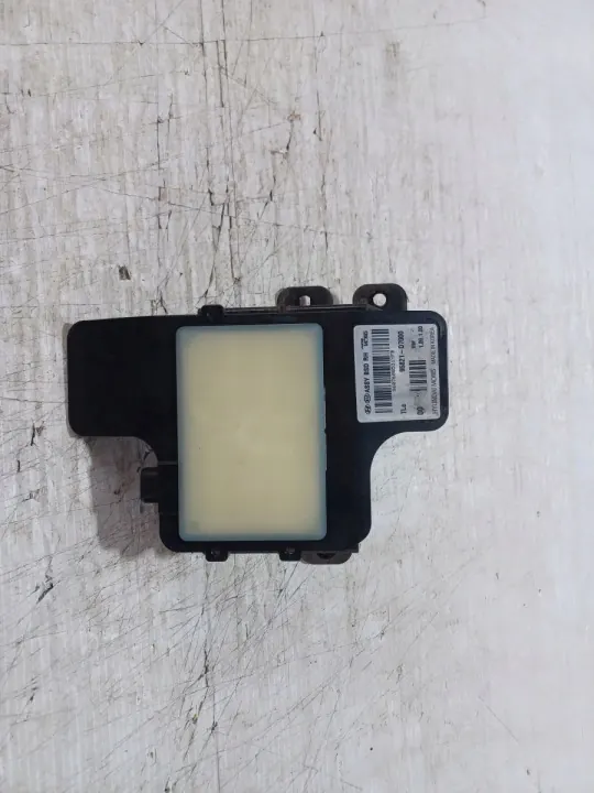 Höger dödvinkel sensor OEM 95821D7000 Hyundai Tucson image 2