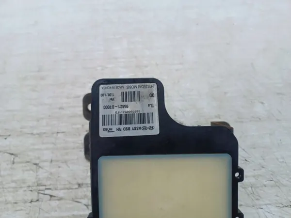 Höger dödvinkel sensor OEM 95821D7000 Hyundai Tucson image 3