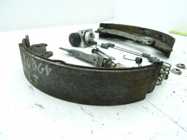 DACIA LODGY 12-22 Ensemble de Freins Arrière Auto-Régulateur image 2