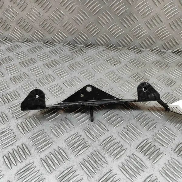 BMW Klimakompressor Halterung OEM 6926263 image 3
