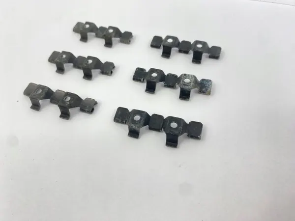 Grapas SDV10769 OEM para parabrisas Mercedes 190 W201 image 4