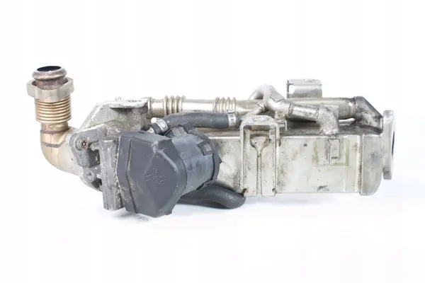 BMW F01 F02 730d 740d Enfriador EGR 8517724 image 4