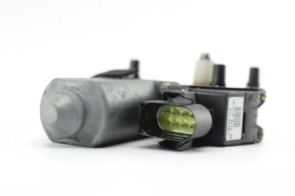 Raammotor Voor Rechts OEM 119024-114 Audi A6 image 3