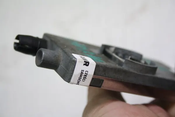 Módulo amplificador antena OEM 2088204389 Mercedes CLK image 8