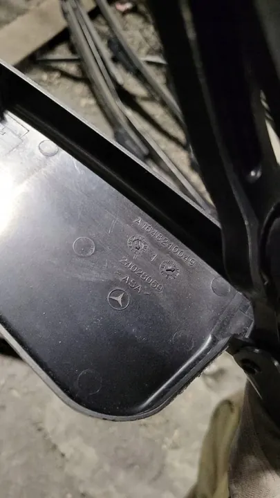 Voorste ruitenwisserarmset Mercedes GLS X166 LHD image 10