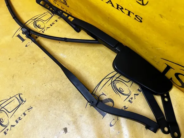 Voorste ruitenwisserarmset Mercedes GLS X166 LHD image 4