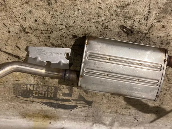 Webasto Lämmitysvaimennin OEM L9B2-18K474-AB Käytetty image 4