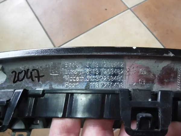 Right Kidney Grill BMW 3 F30 F31 OEM 51137263480 image 7