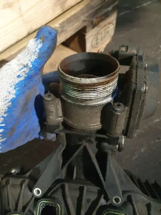 Corpo de borboleta VW CRAFTER 2.0 TDI 03L128063H image 3