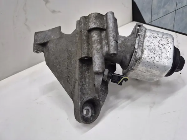 Ölfiltergehäuse OEM 681102049 für VW Phaeton 3.2 V6 image 3
