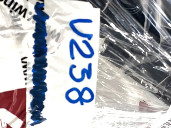 OEM 89A805325B Etuvalaisimen liukukappale Audi Q4 e-tron image 7
