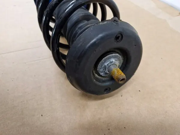 Amortisseur avant droit PEUGEOT 308 1 I T7 1.6 HDI OEM image 3