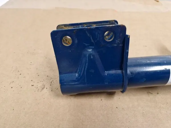 Amortisseur avant droit PEUGEOT 308 1 I T7 1.6 HDI OEM image 4