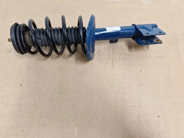 Amortisseur avant droit PEUGEOT 308 1 I T7 1.6 HDI OEM image 6