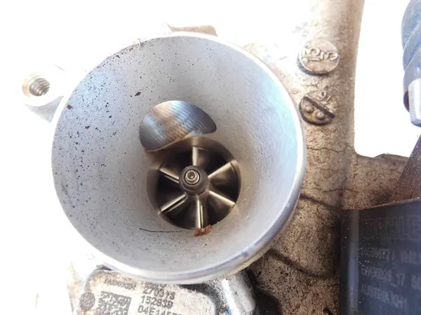 Turboaggregat 04E145704T Leon III A3 8V 1.2TSI image 3