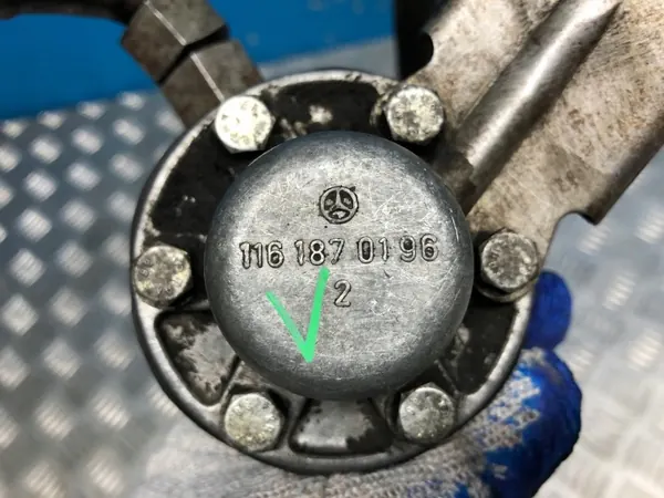 Mercedes oljetrycksregleringsventil OEM 1161870196 image 3