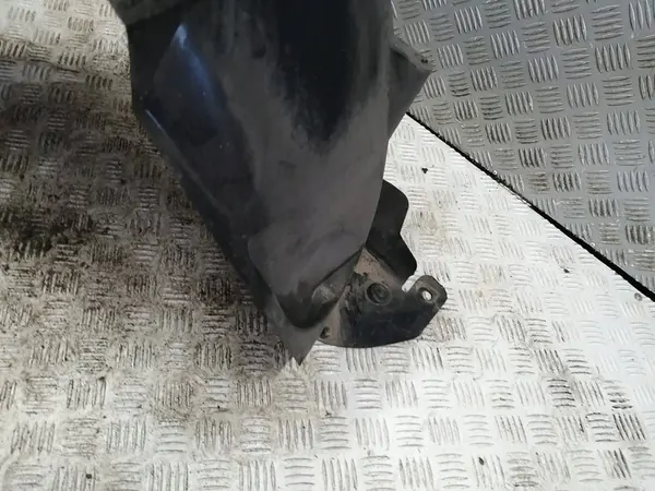 Left Rear Wheel Arch Clio IV HB 767492726R image 2