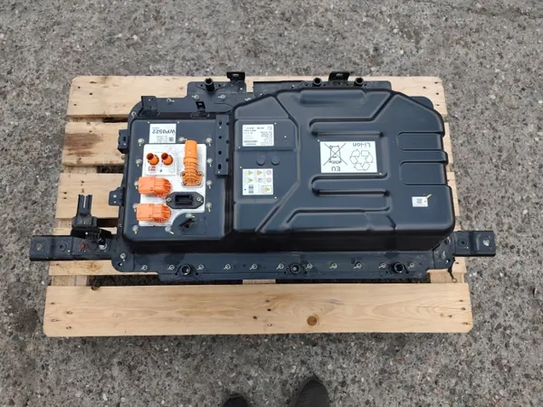 Batterie Hybride OEM 9844761780 pour Moteur 1.6 THP image 2