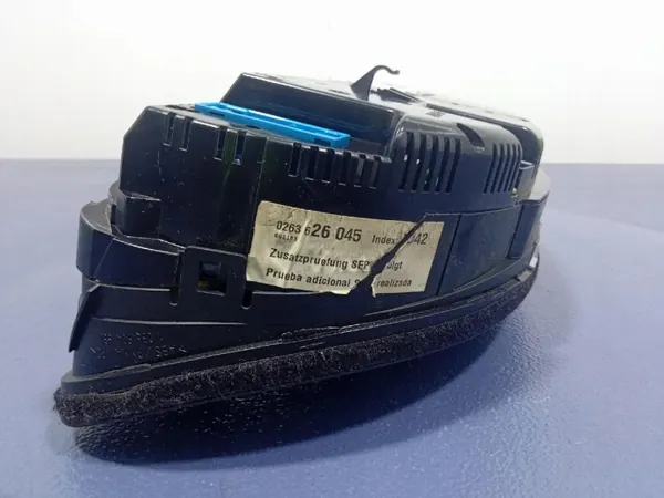 Compteur Audi A4 B6 1.9 TDI OEM 8E0920900M image 9