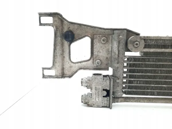 Mercedes-Benz E C207 Getriebeölkühler OEM MAM54813 image 3